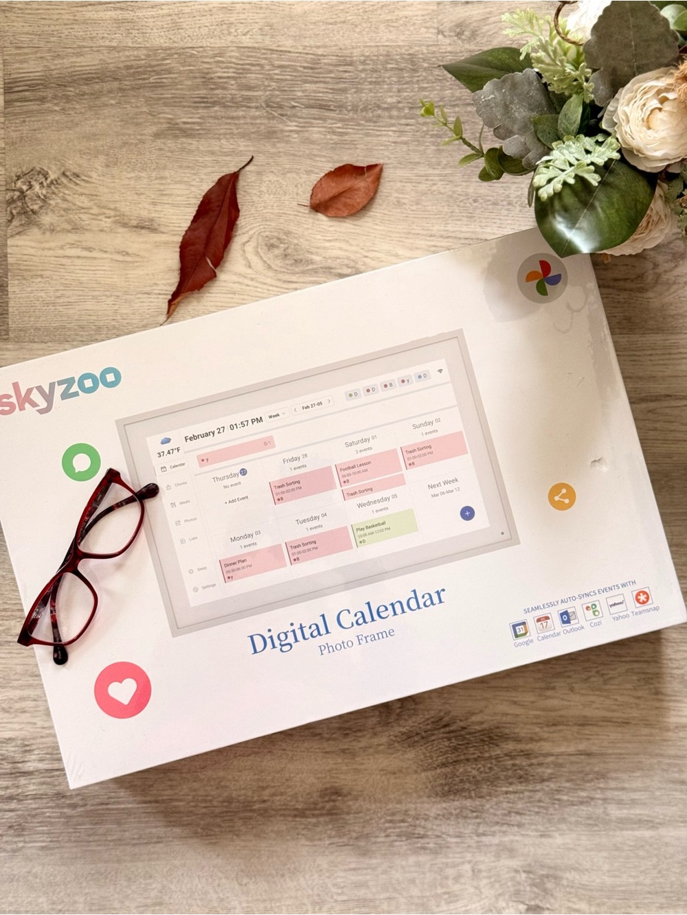 NEW SEALED Skyzoo 15.6” Smart Digital Calendar & Family Planner